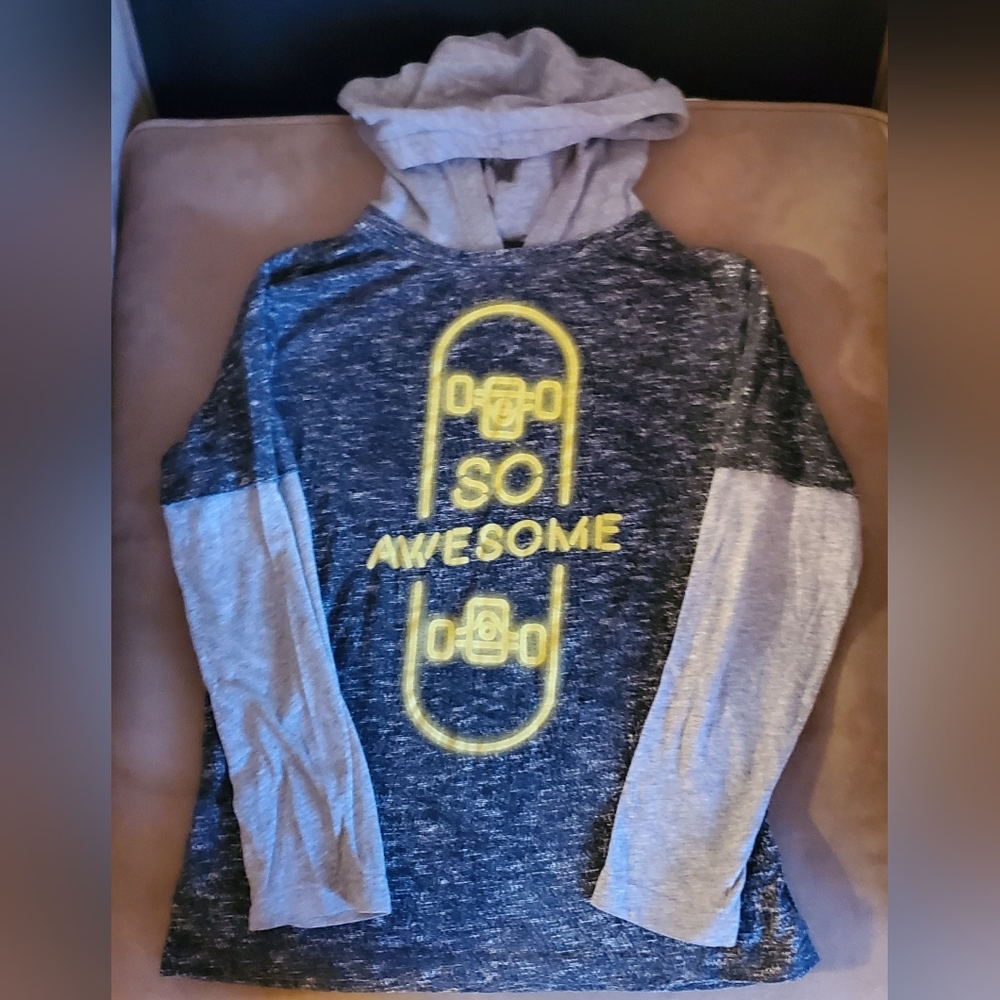 Boys Long-sleeved Old Navy Shirt, Grey/Yellow, Size Medium